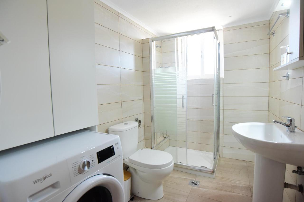 Urban Kalamitsa Beach Appartment Kavala Esterno foto